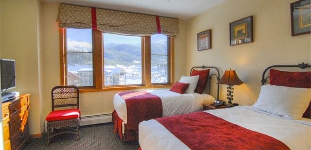 Zephyr Mountain Lodge