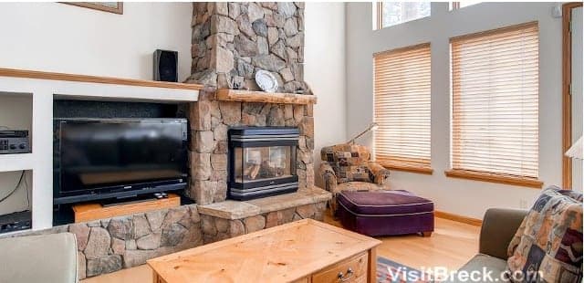 Timber Heights Lodge Home
