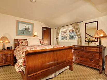 Ski Tip Lodge B&B