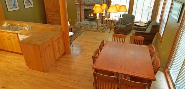 Polar Peak Lodge