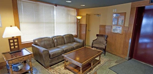 White Crystal Inn