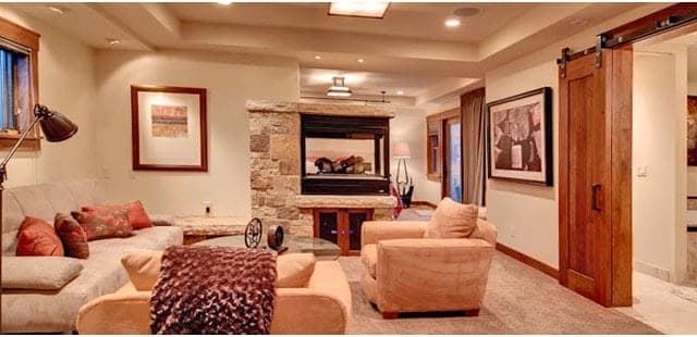 Woodside Villa Home