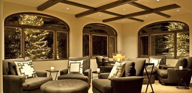Knob Hill Inn