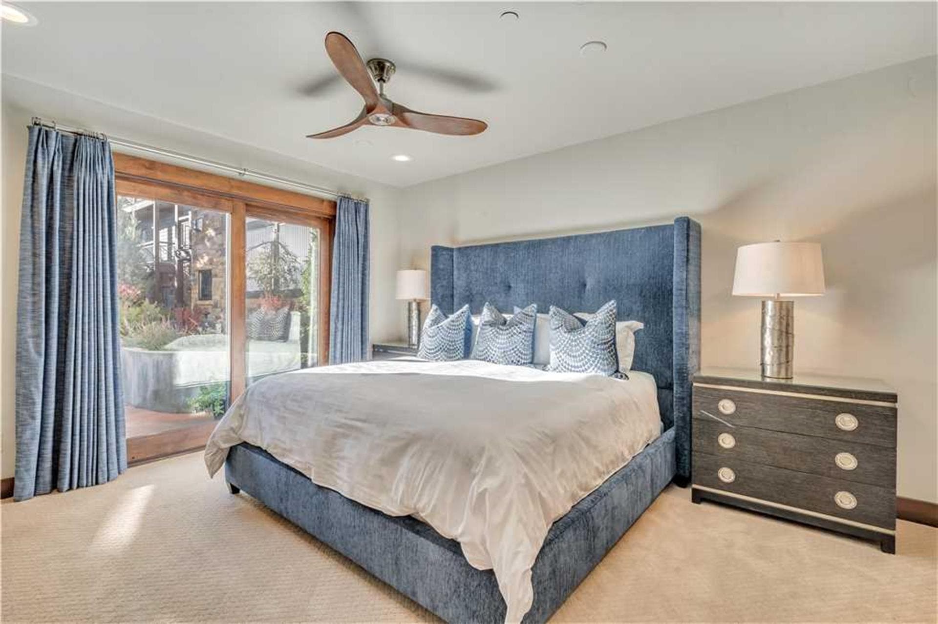 High Peak on Park Home