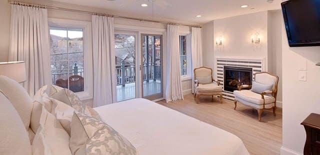 Snowflake Villa