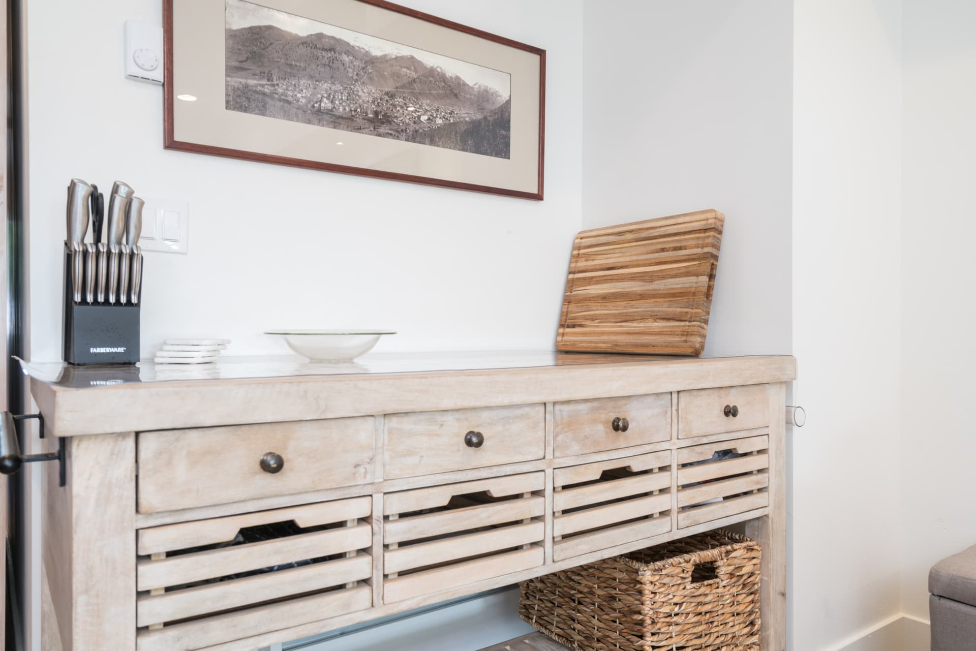 Counters and a knife rack
