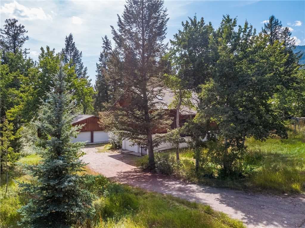 Driveway Entry