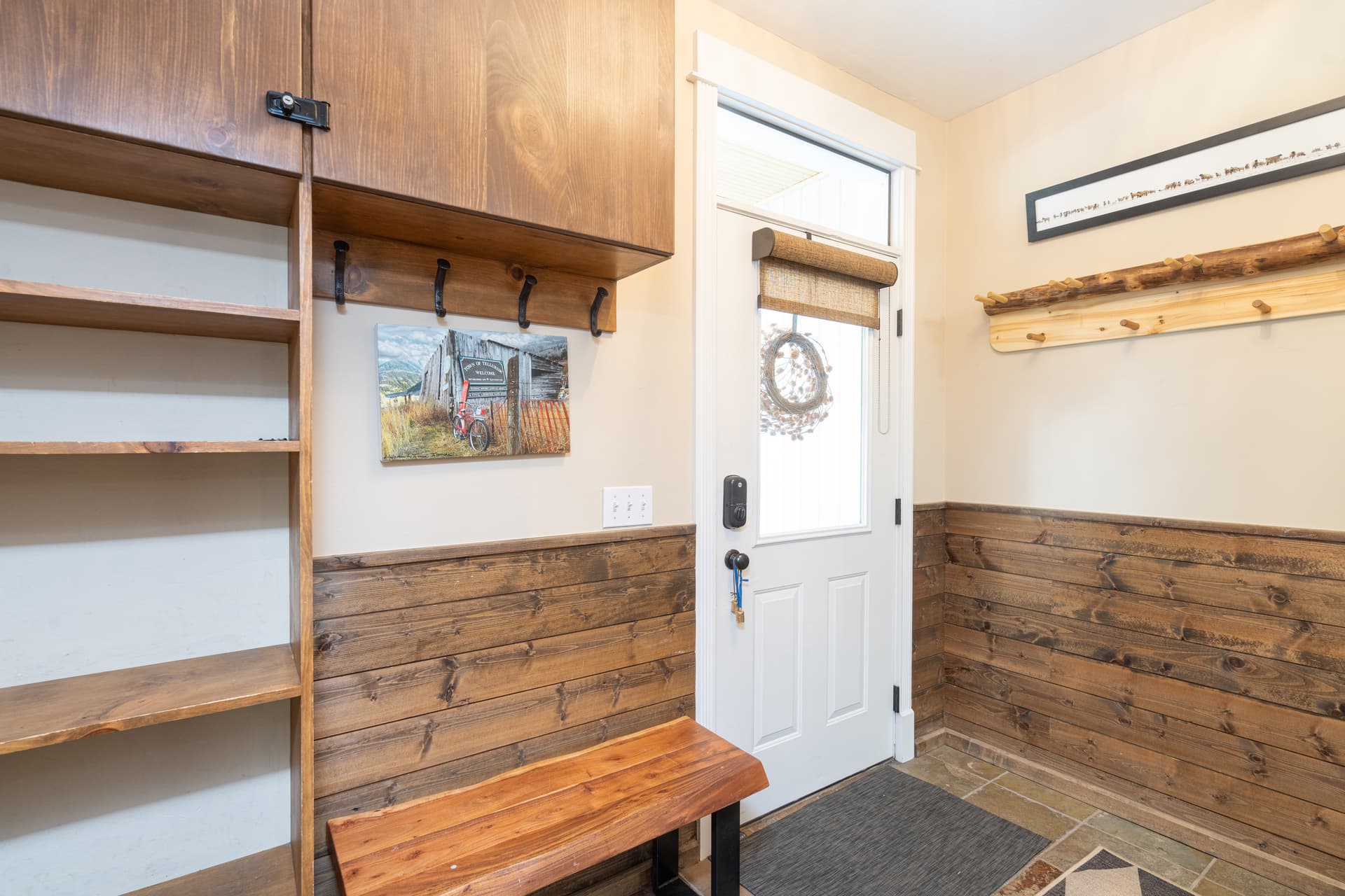 Spacious entry way