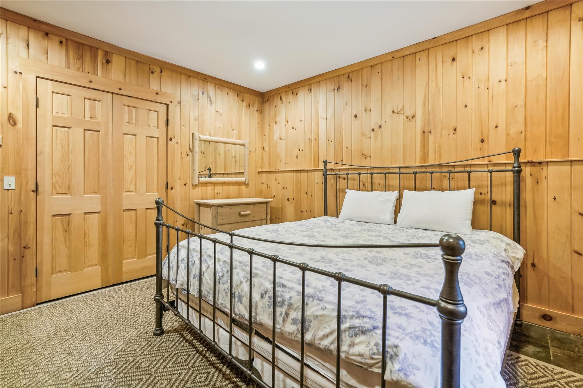 Queen bed