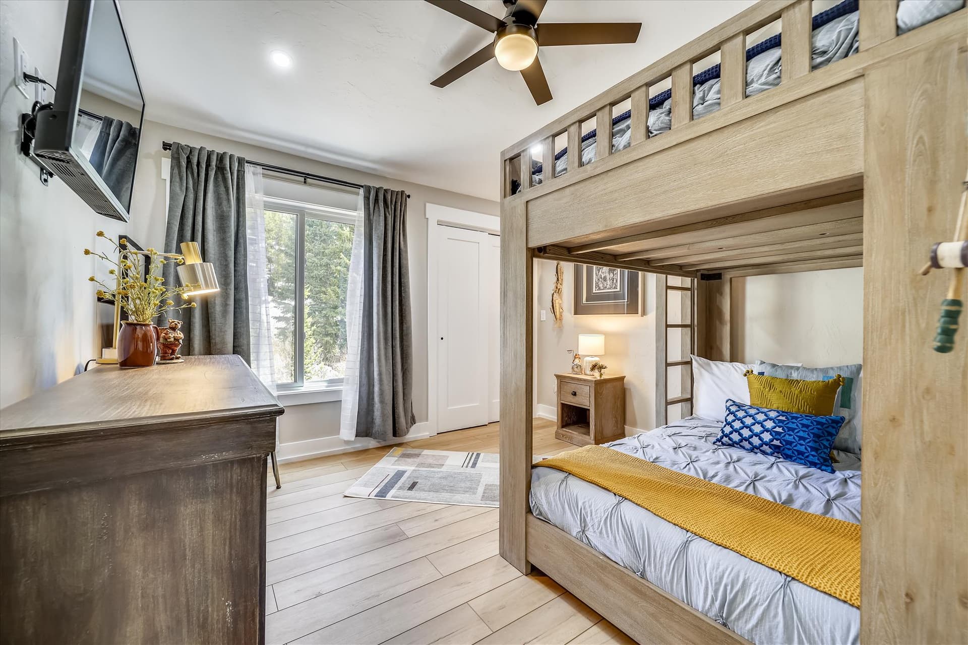 Bedroom, Tenmile Viewhouse, Breckenridge Vacation Rental