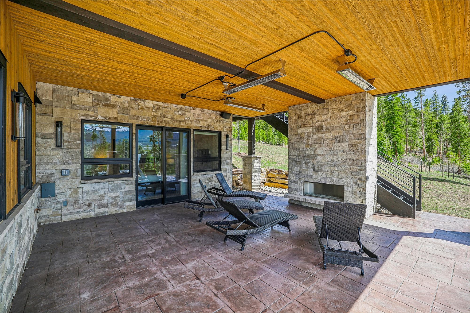 Exterior, The Crowne Summit, Breckenridge Vacation Rental