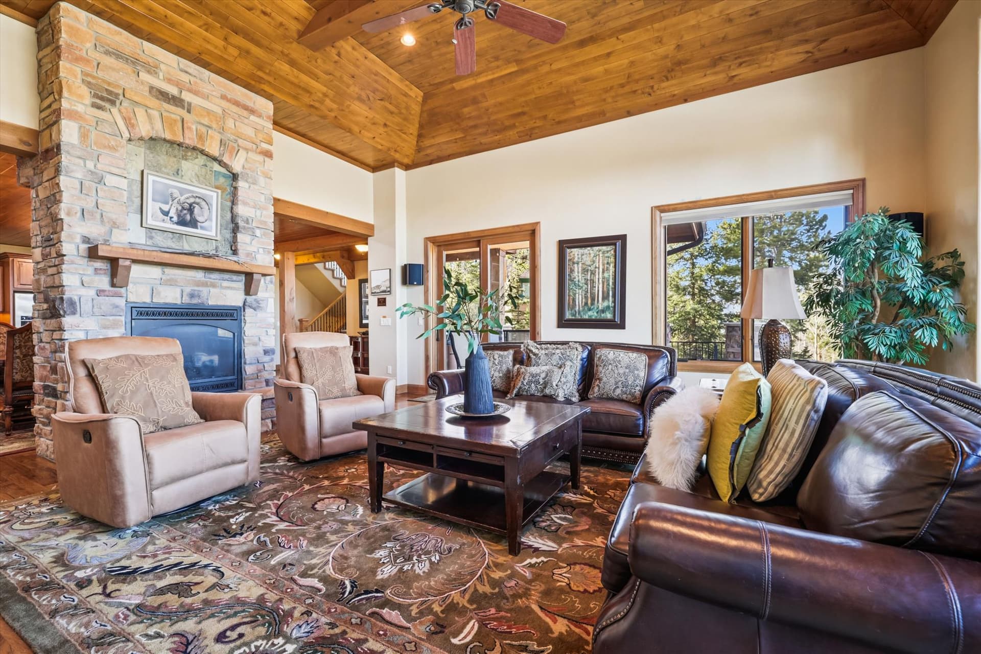 Living Room - Lofty Fox Villa - Breckenridge Vacation Rental