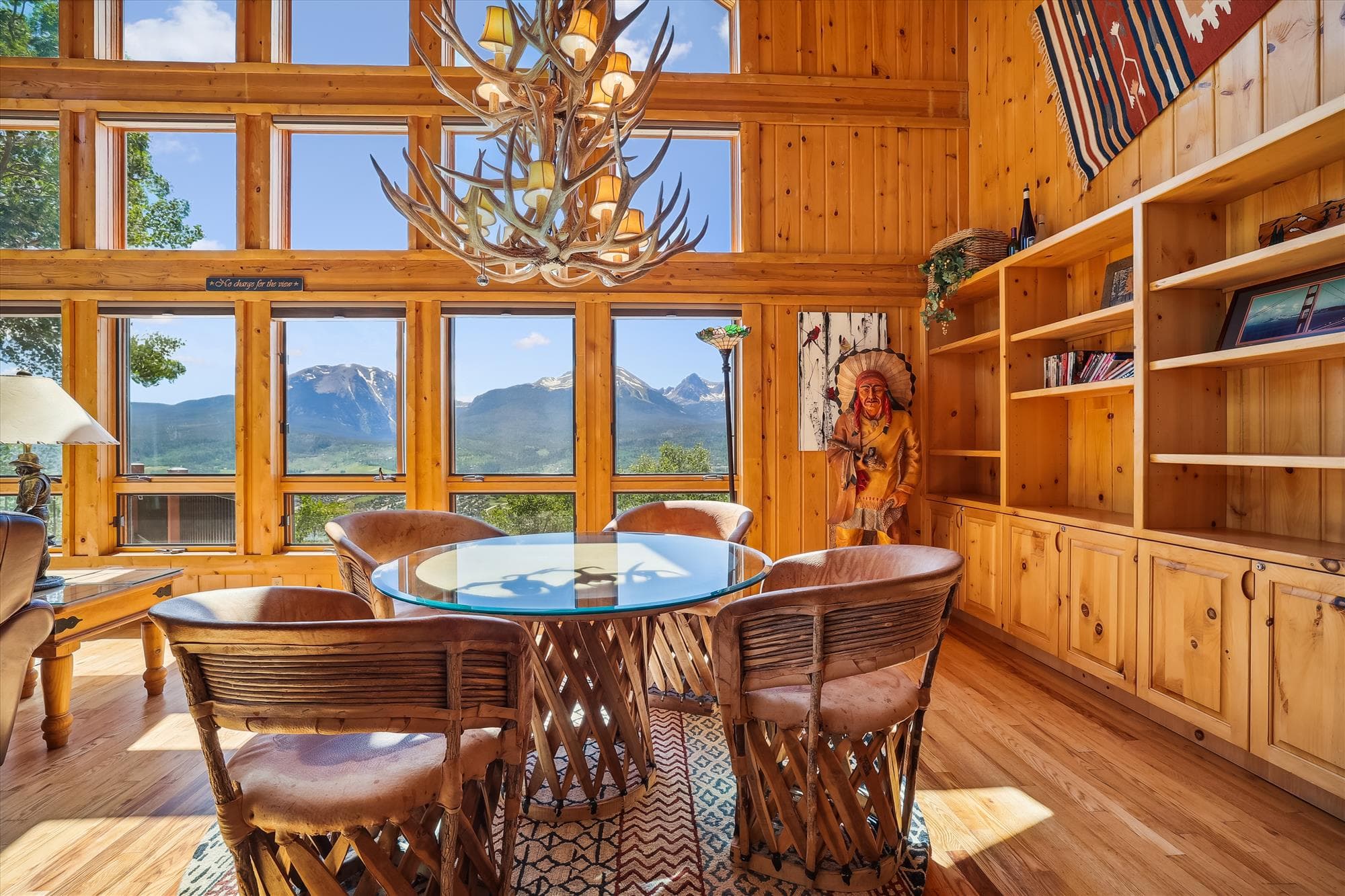 Dining Area - Hamilton Creek Cabin - Silverthorne Vacation Rental