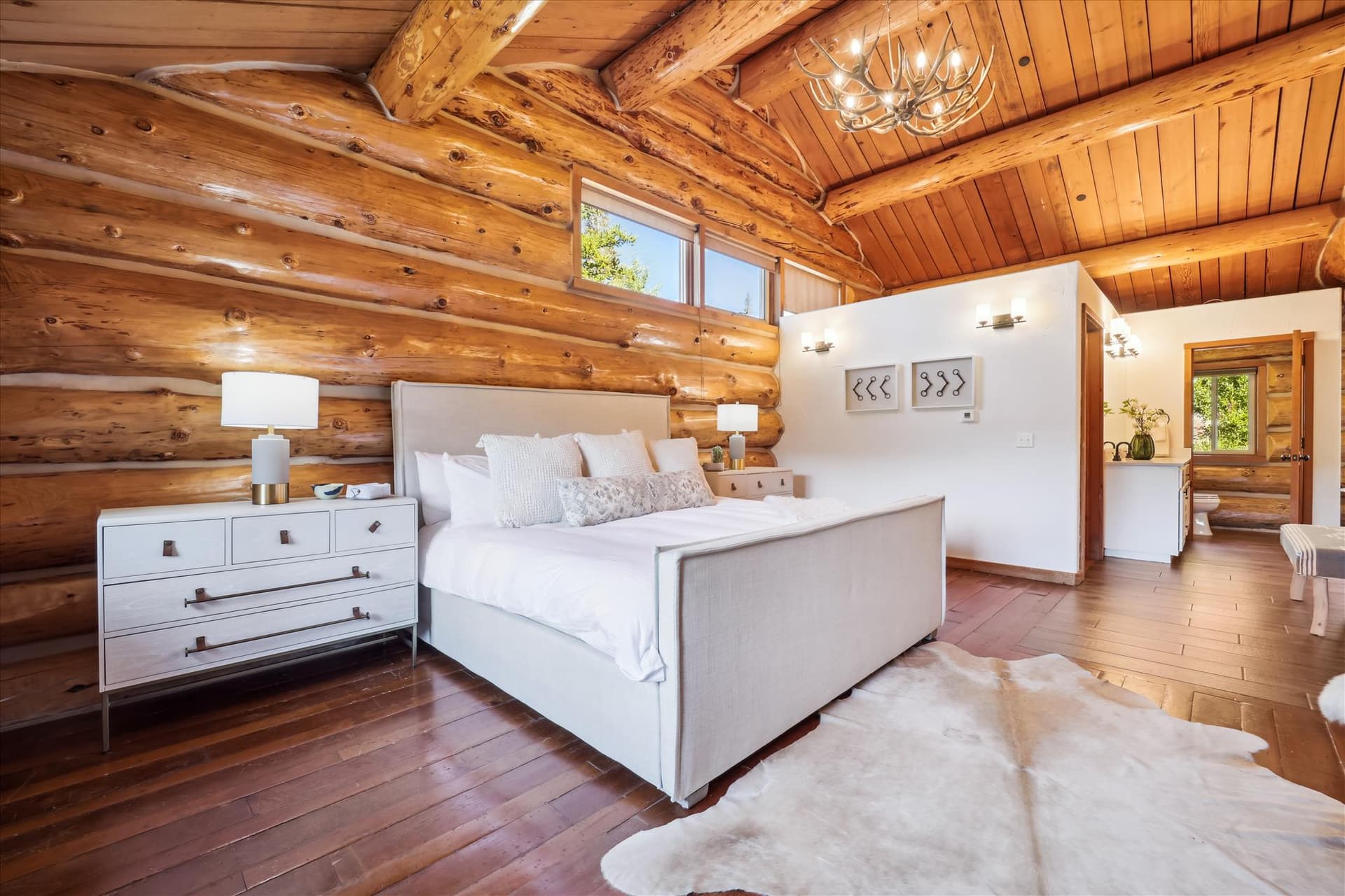 Bedroom - Modern Log Cabin - Breckenridge Vacation Rental