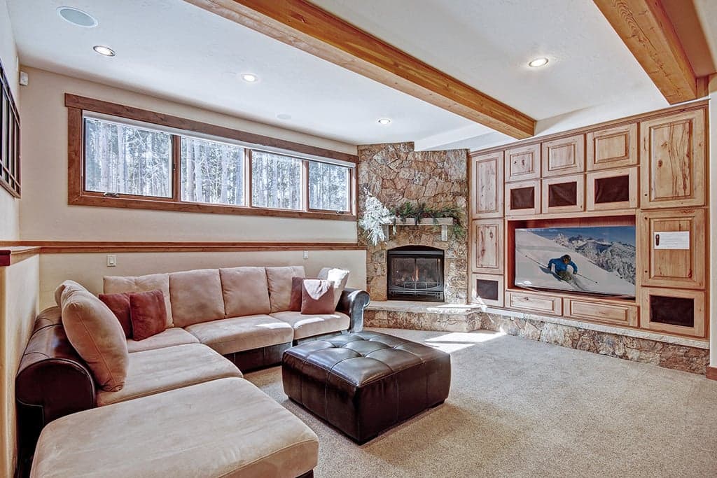 Living Area - Mountain Majesty Manor - Breckenridge Vacation Rental
