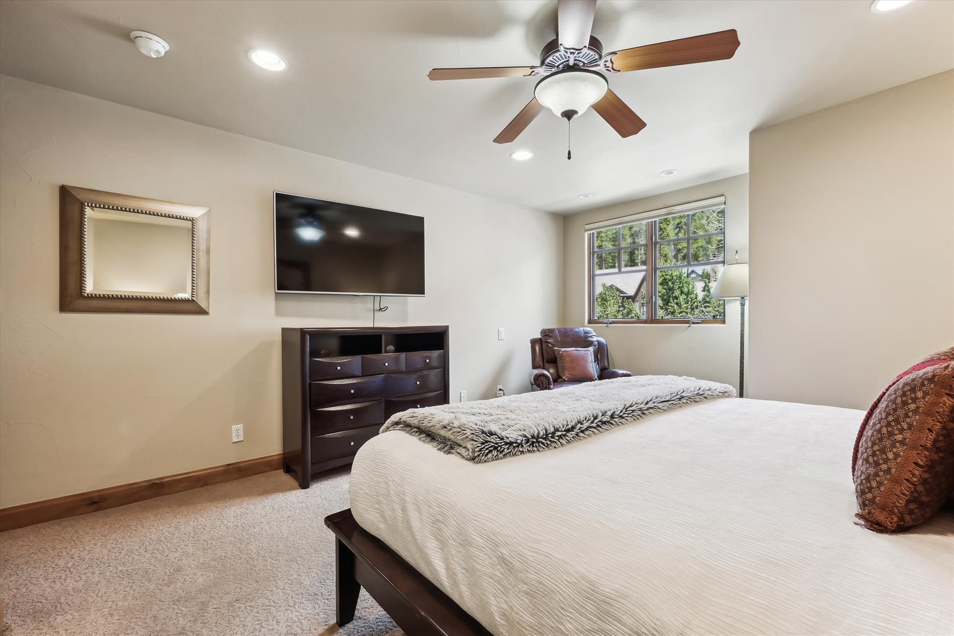 Bedroom, Snow Mansion, Breckenridge Vacation Rental