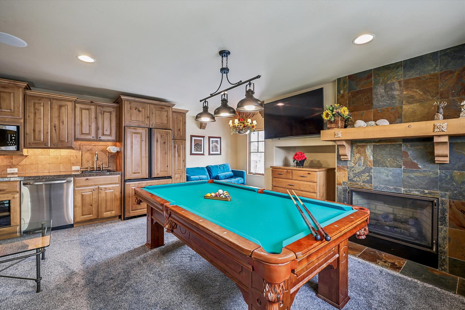 Family Room, Snow Mansion, Breckenridge Vacation Rental