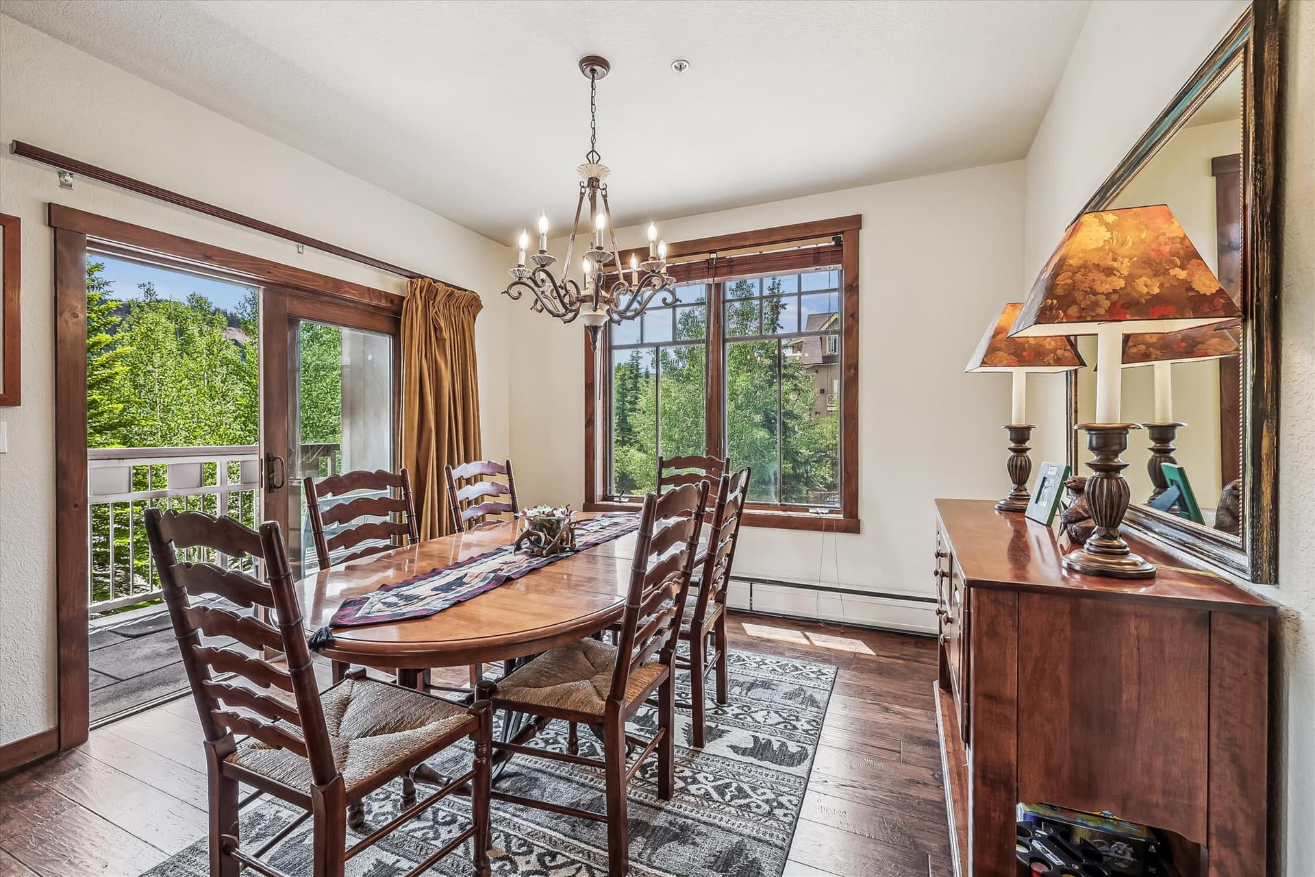 Dining Area - Main Street Station 3305 - Breckenridge Vacation Rental