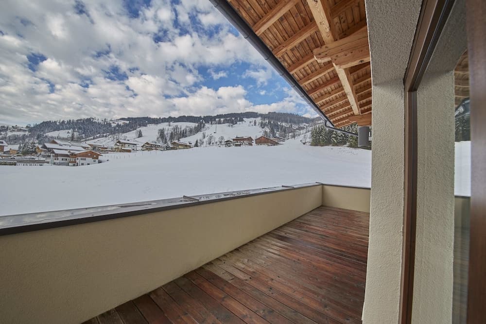 Sundeck