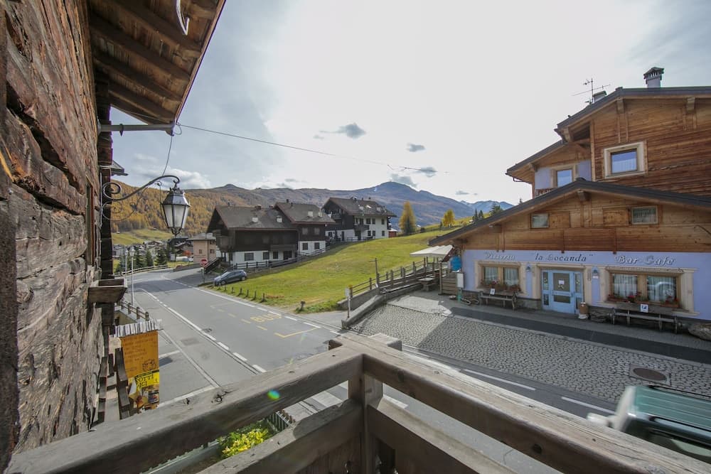 Balcony View