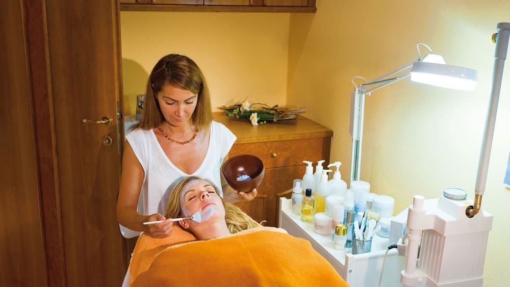 Facial