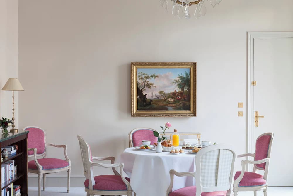 In-room dining