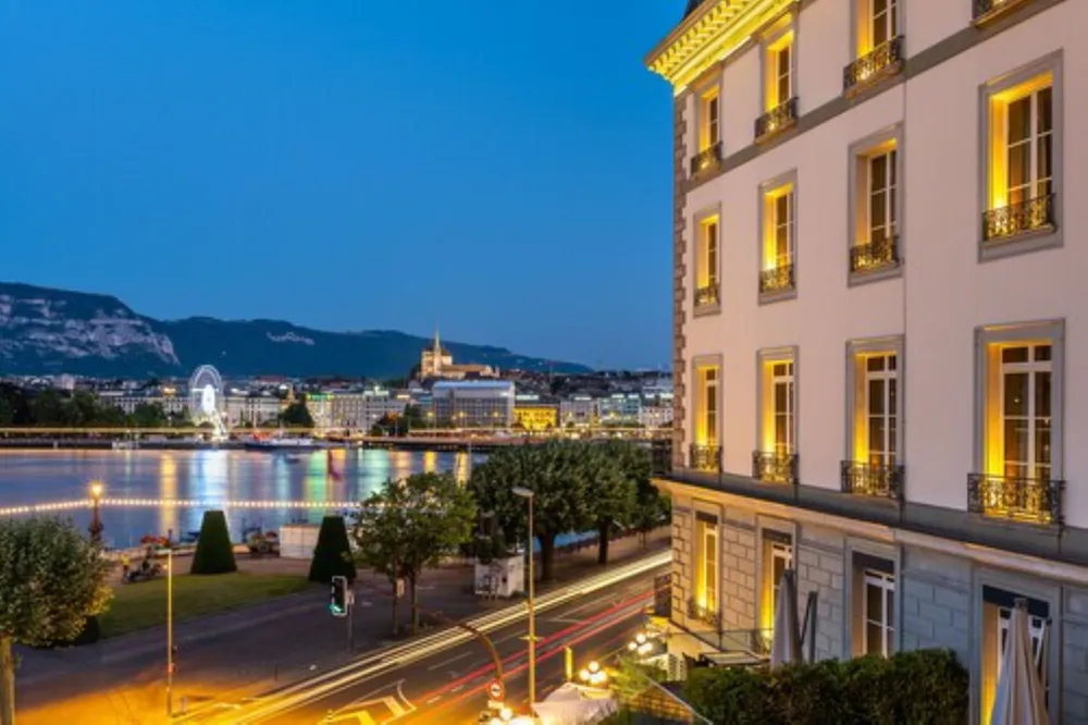 Front of property - evening/night