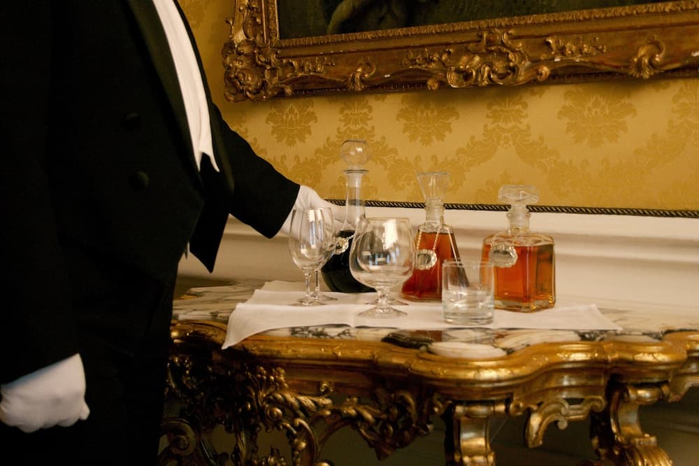 Room amenity