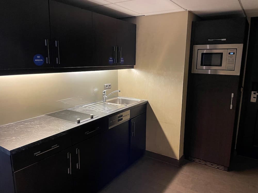 Private kitchenette