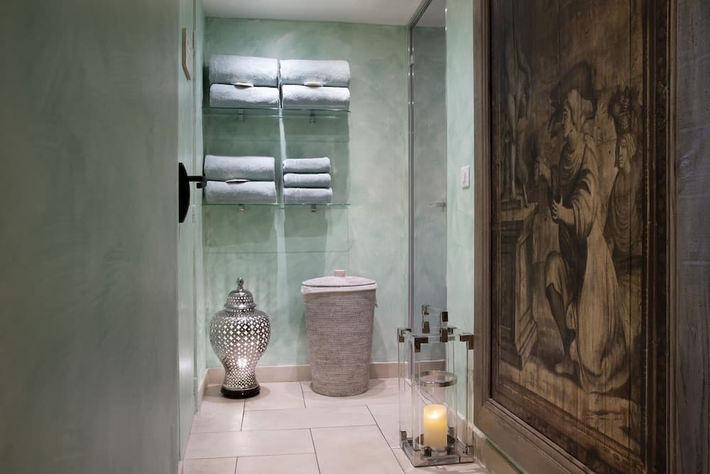 Steam room