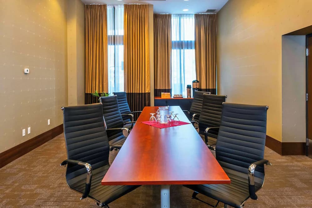 Meeting facility
