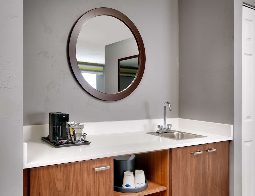 Minibar