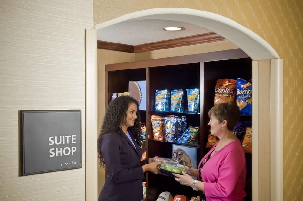 Snack bar