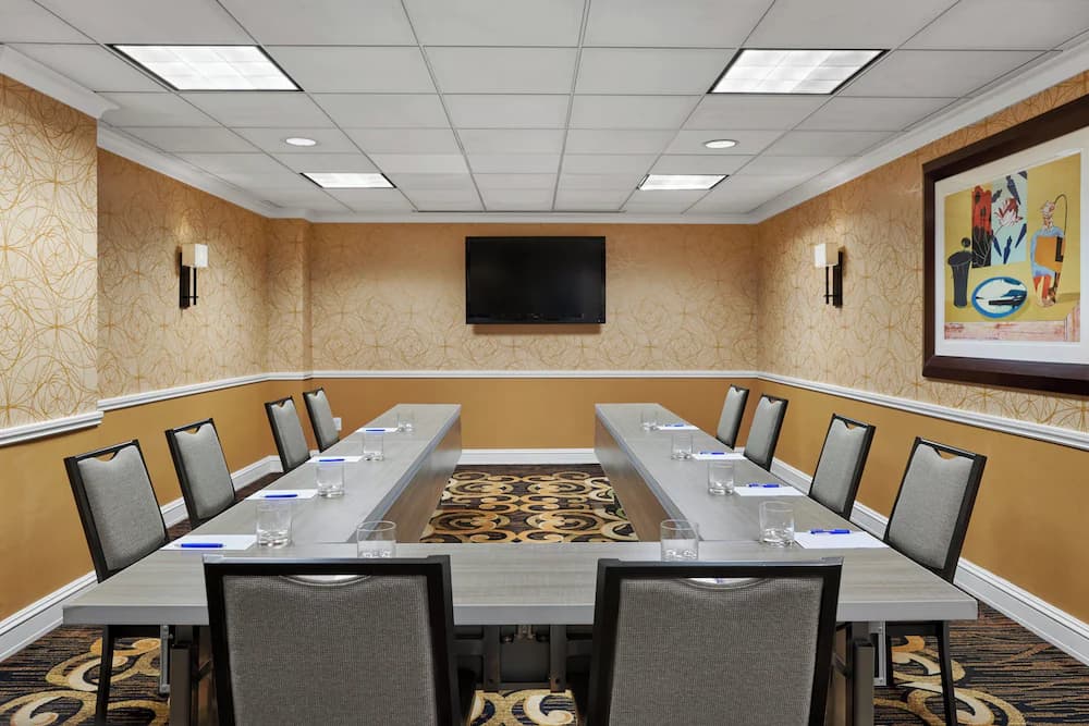 Meeting facility