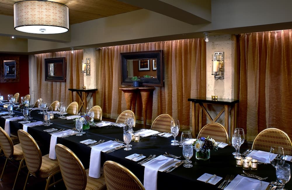 Meeting facility
