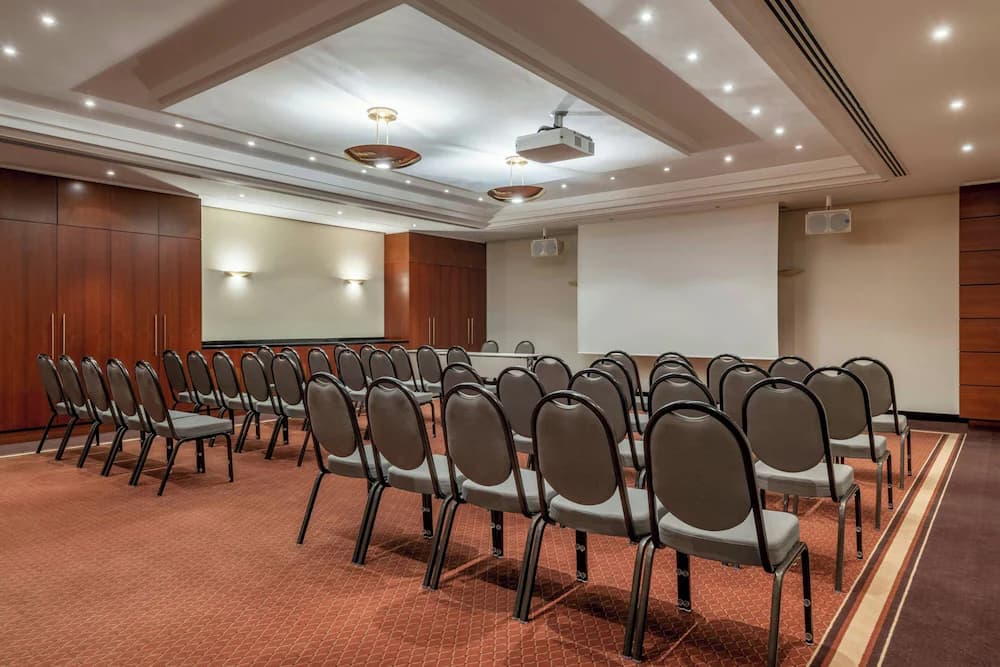 Meeting facility