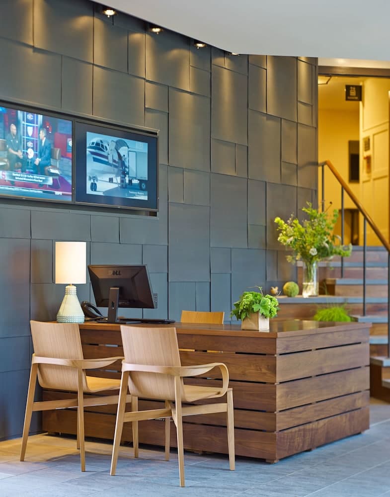 Concierge desk