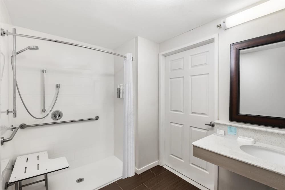 Bathroom shower