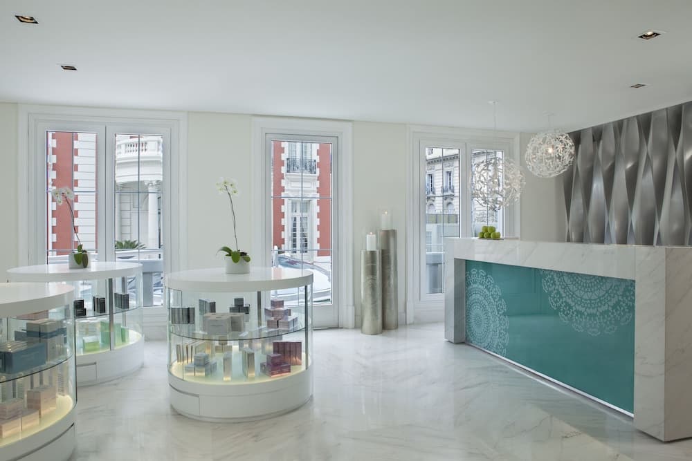 Spa reception