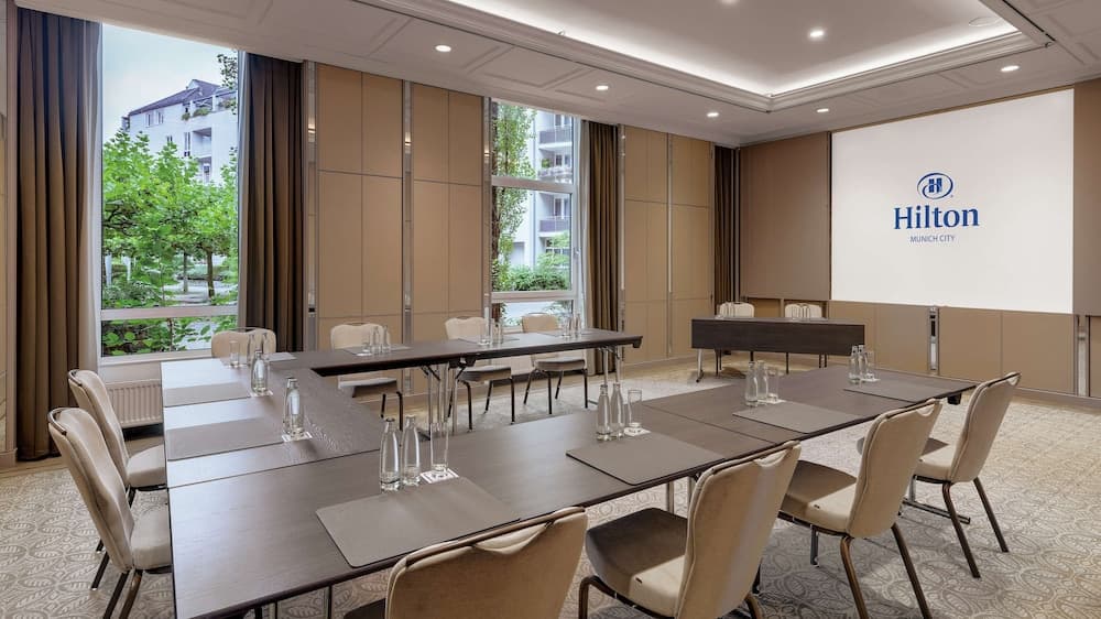 Meeting facility