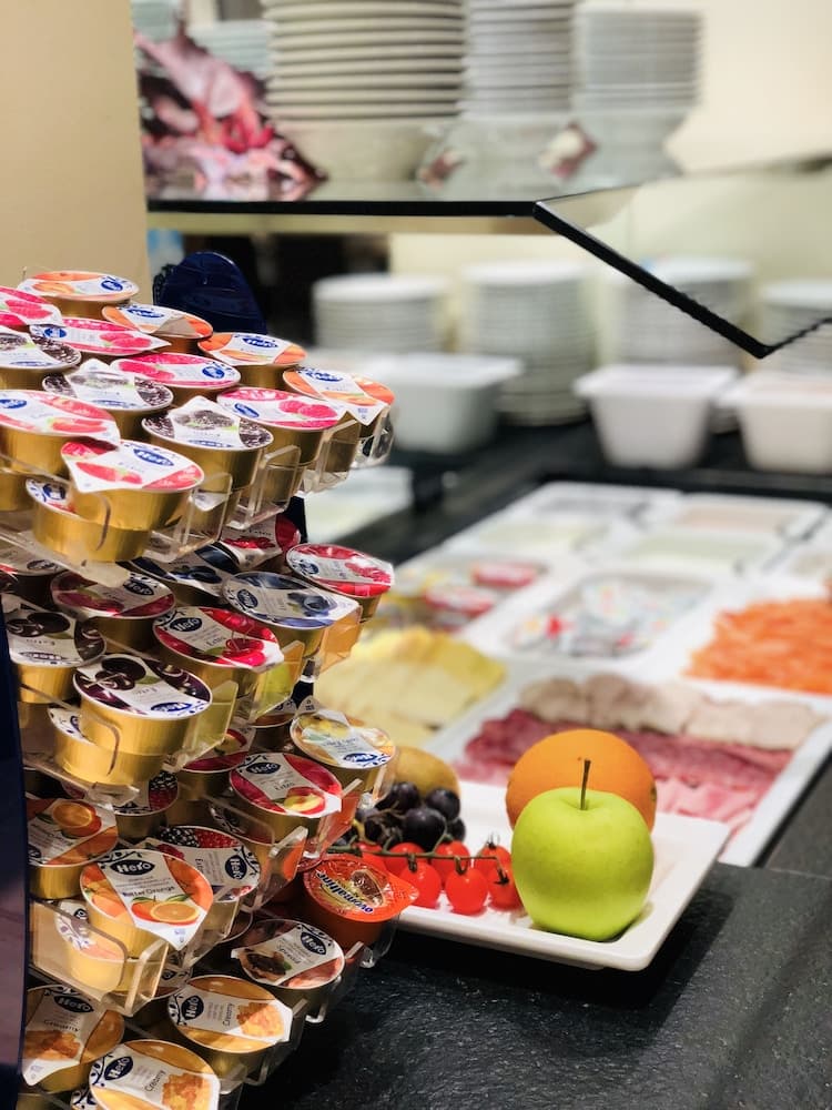 Breakfast buffet