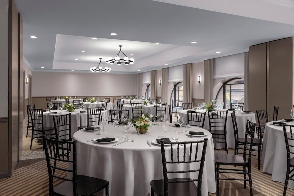 Meeting facility