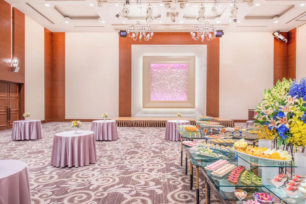 Banquet hall