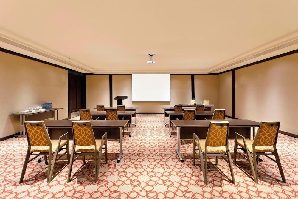 Meeting facility