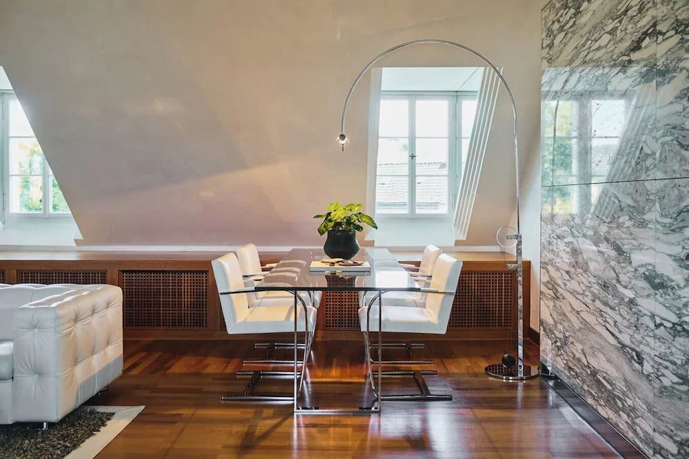 In-room dining