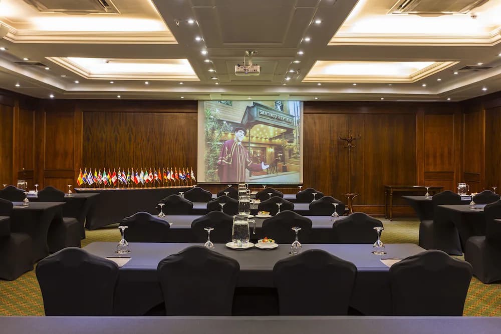 Meeting facility