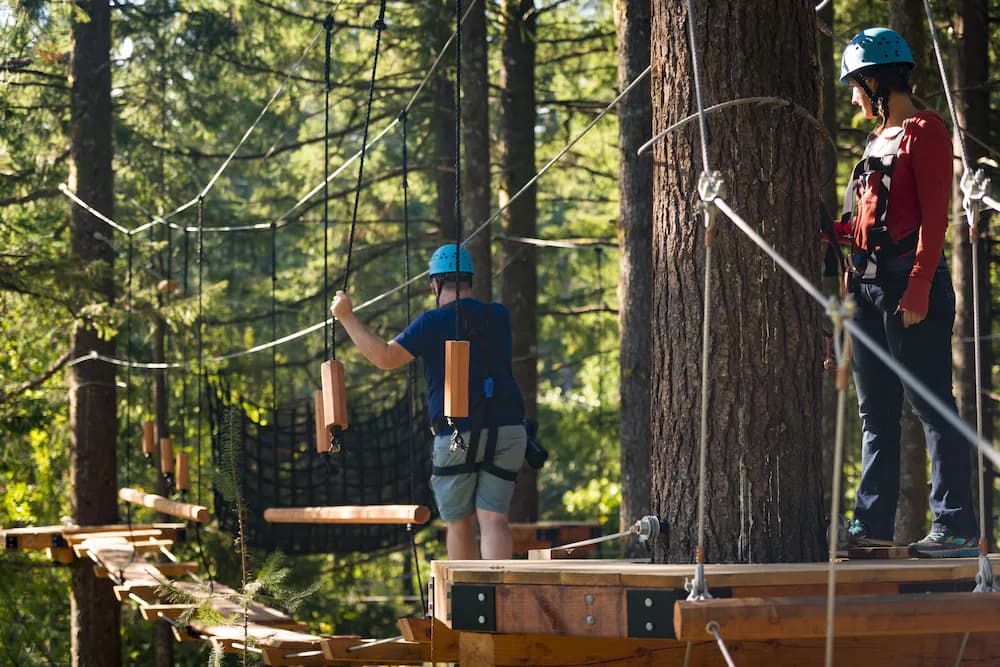Ropes course (team building)