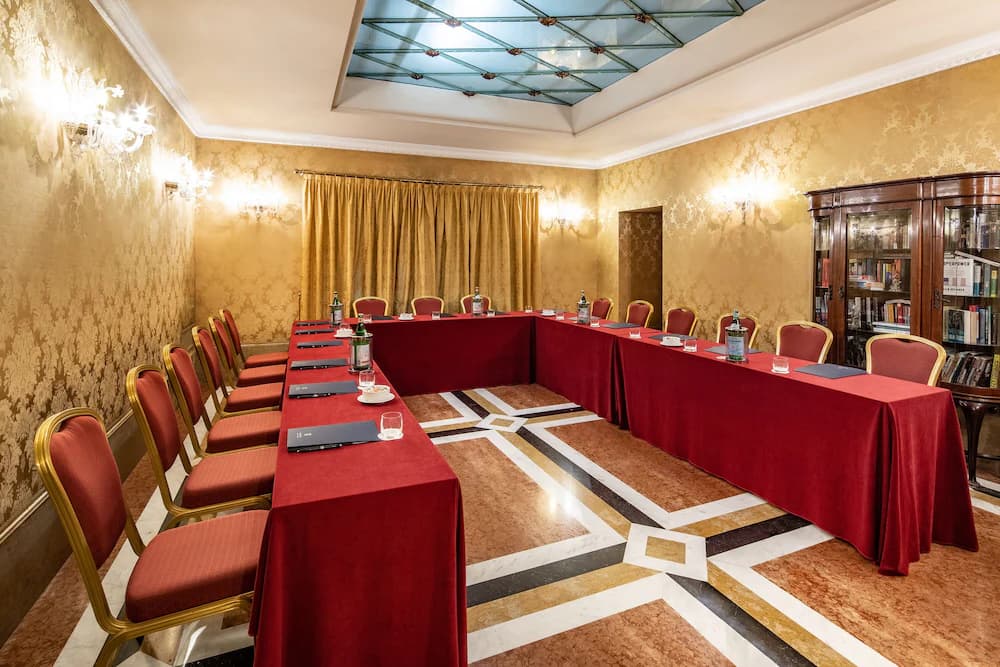 Meeting facility