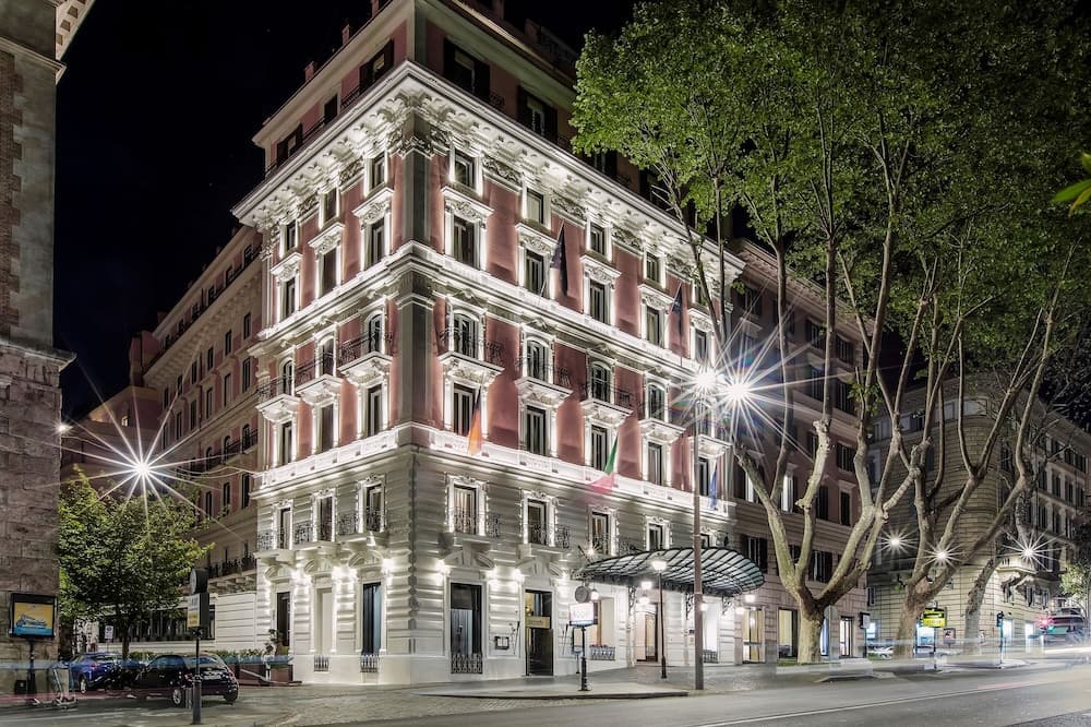 Front of property - evening/night