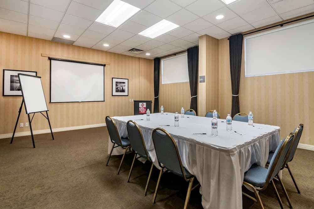 Meeting facility